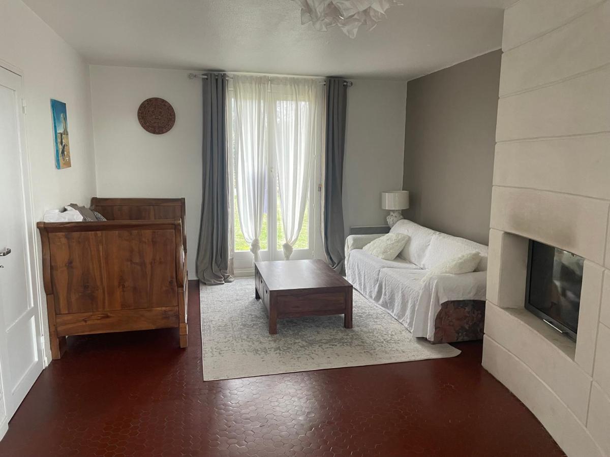 Les Terrasses Des Gardies Bed and Breakfast Pignan Εξωτερικό φωτογραφία